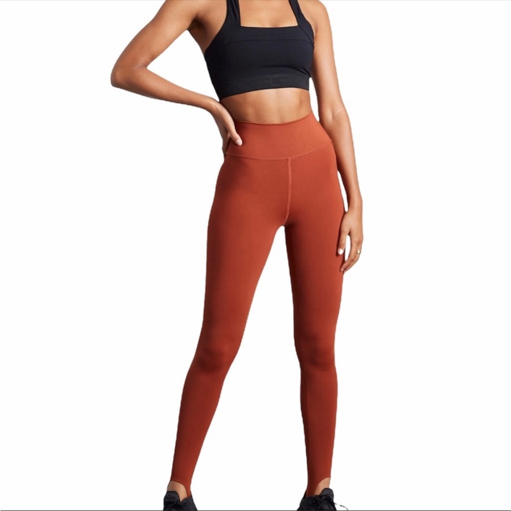 Tropic of C Stirrup Legging NWOT